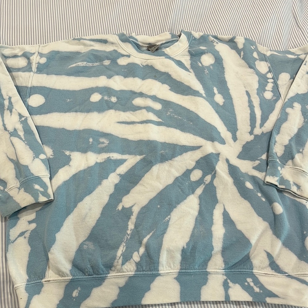 Hand made (flea market) tie dye sweatshirt!